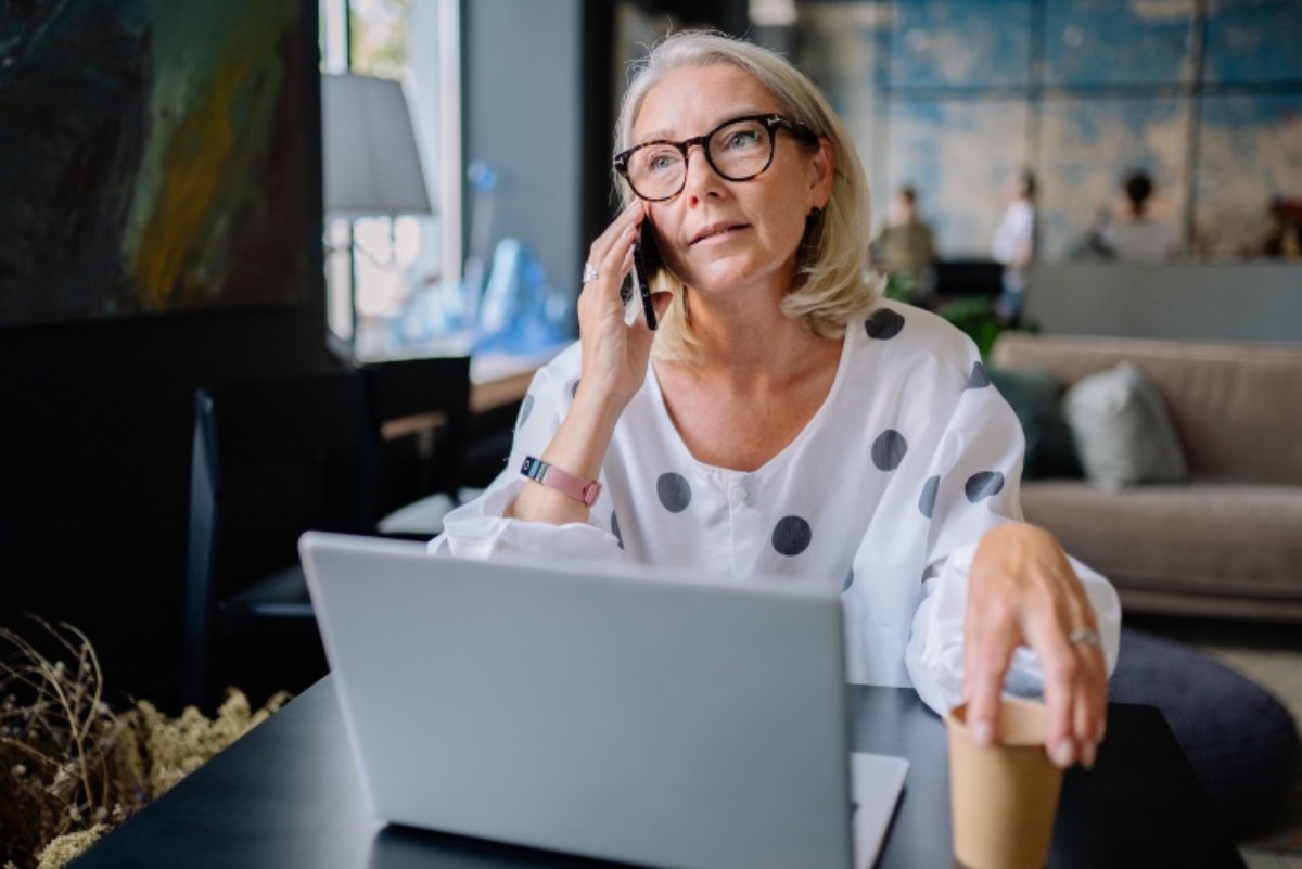 Online messaging and digital investigation